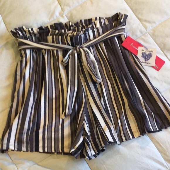 NWT Intrepid Stripe Shorts - Picture 4 of 7